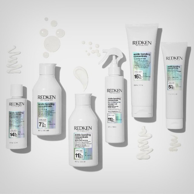 Redken Acidic Bonding Concentrate regenerator u spreju 190ml - Black Friday akcija