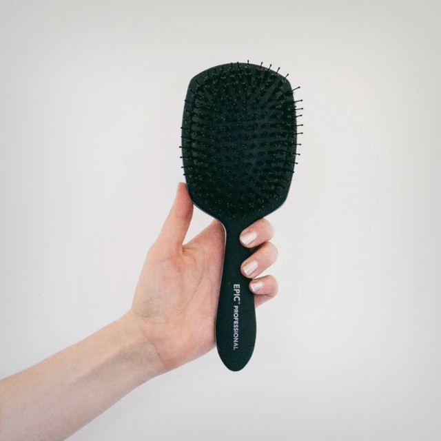 The Wet Brush Epic Professional Deluxe Shine Enhancer četka - Četke za kosu