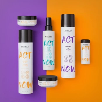 INDOLA Exclusively Professional ACT NOW! Strong lak za kosu 300ml