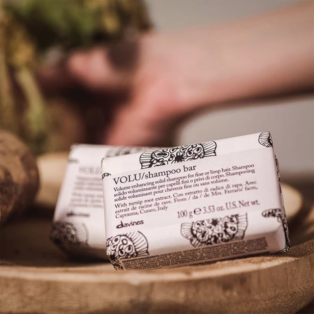 Davines Essential Haircare VOLU Šampon Bar 100g - Tanka i svilena kosa