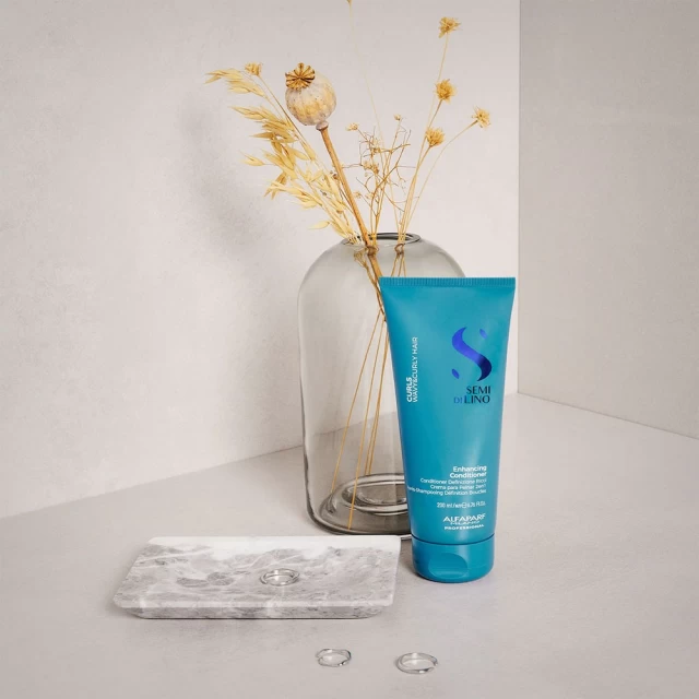 Alfaparf Semi Di Lino Curls Leave-In kondicioner 200ml - Black Friday akcija