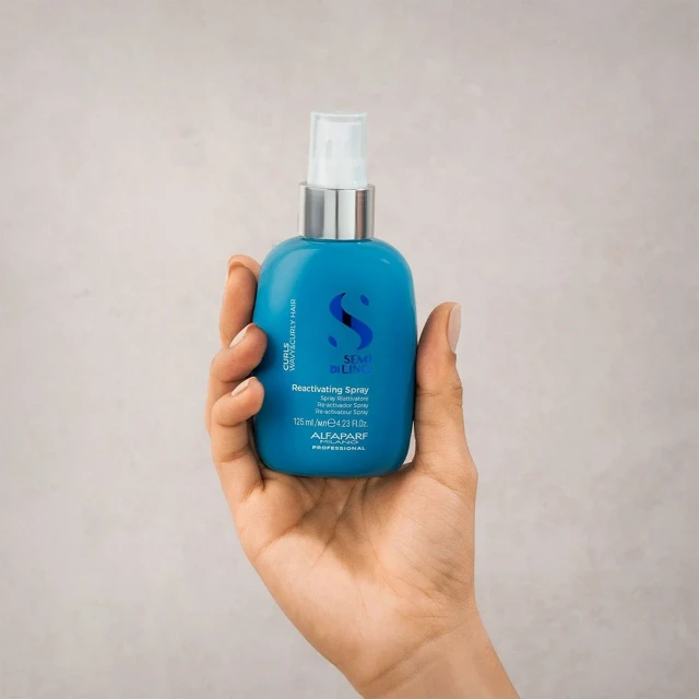 Alfaparf Semi Di Lino Curls sprej za reaktivaciju kovrdža 125ml - Black Friday akcija