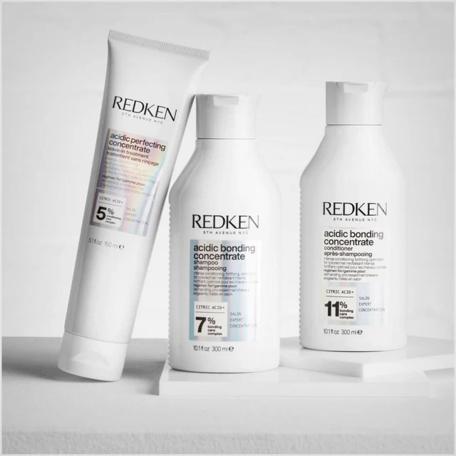 Redken Acidic Bonding Concentrate šampon 300ml - Black Friday akcija
