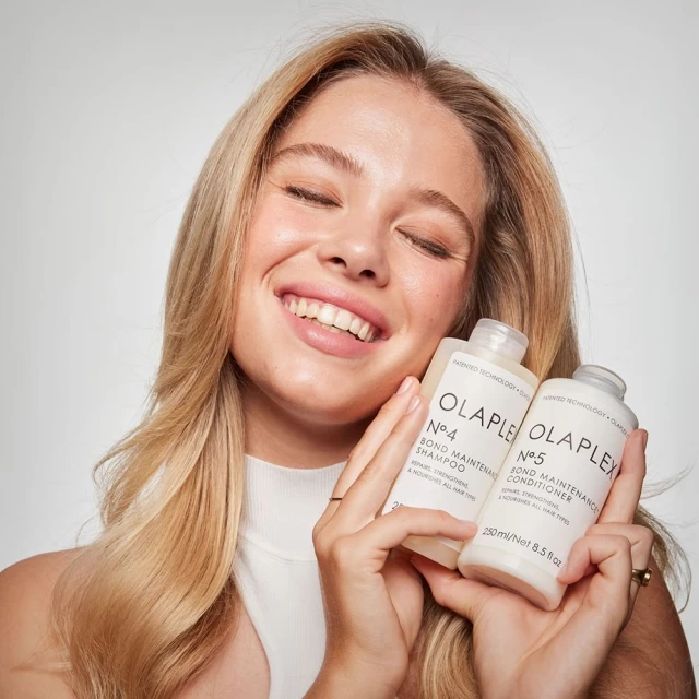 Olaplex osnovni set za svakodnevnu negu kose (No.4 + No.5) - Nega suve kose