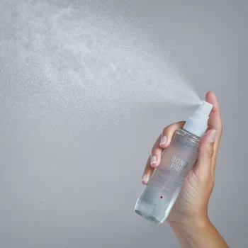 Goldwell Dualsenses Bond Pro Repair & Structure Spray – sprej za slabu i lomljivu kosu 150ml