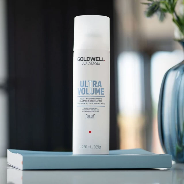 Goldwell Dualsenses Ultra Volume Bodifying Dry Shampoo - suvi šampon za tanku i opuštenu kosu 250ml - Tanka i svilena kosa